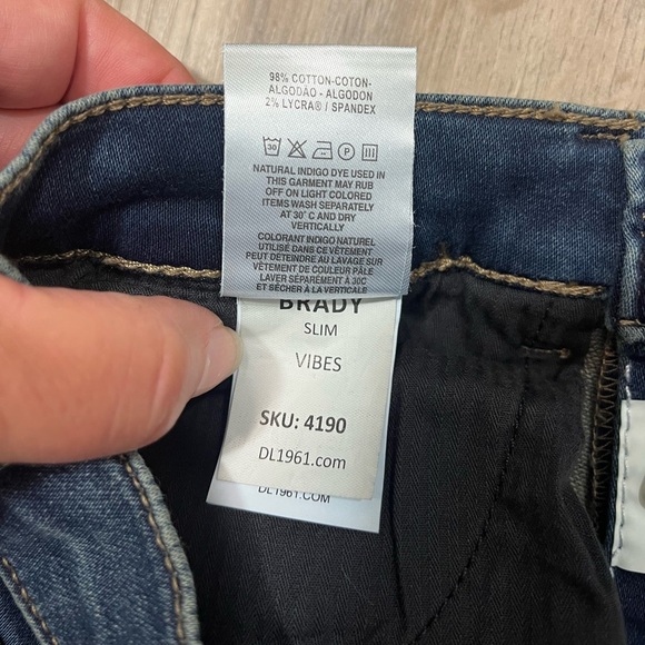 DL1961 Boys Brady Slim Jeans 8 Skinny Premium Denim Vibes Blue Med. Wash Stretch - Picture 4 of 12
